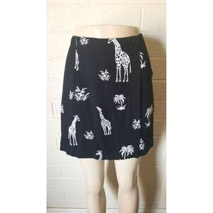 Giraffe Printed Vintage Black Skort